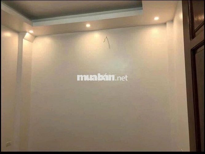 Cho thuê nhà ở ngõ 1333 Giải Phóng, Hà Nội