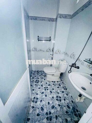 Cho Thuê Nhà 2 Căn Liền Kề -Q6(Có Sân)
