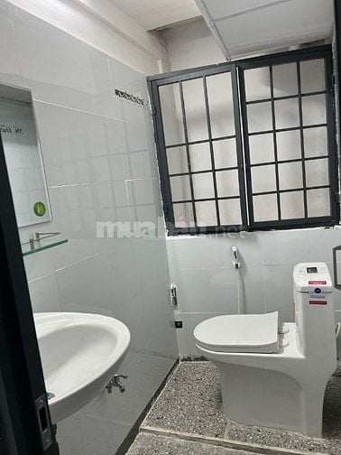 Cho thuê nhà nguyên căn mặt tiền đường Xô Viết Nghệ Tĩnh, Bình Thạnh