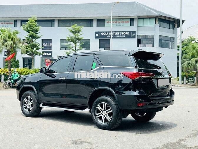 Toyota fortuner 2.4L 4x2 máy dầu sx 2023