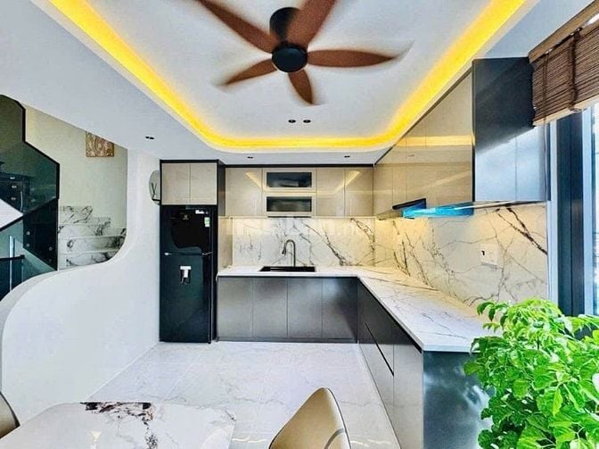 hẻm ôtô_Gần Phan Xích Long_Phú Nhuận_45m²_4PN4WC_lh0974945908 sang 