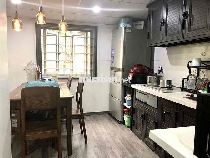 Cực ngon . TT Giải Phóng 90m ô tô đỗ chân cầu thang - ngay Bách Khoa
