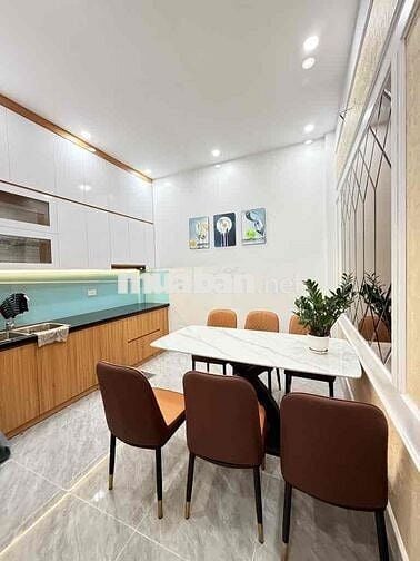 Kim giang 38m mt3,5m 4t 4 ngủ ,50m ra phố,dân trí cao,an ninh,an sinh
