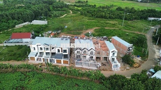 Bán Đất Full Thổ Cư, Sổ Riêng  Phường Long Khánh
