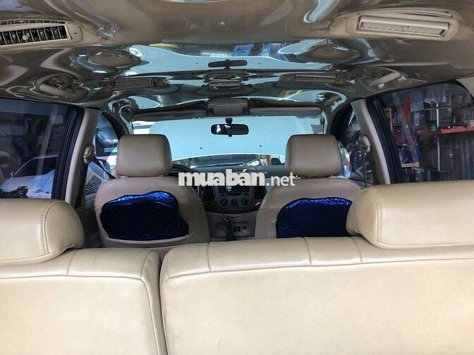 Toyota Innova 2007 G - 320000 km