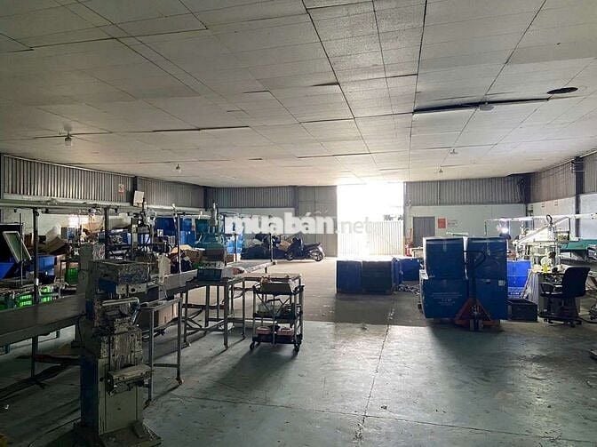 Cho thuê kho 600m2 gần vòng xoay Tân Hiệp, Tân Uyên