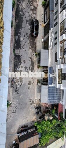 BÁN NHÀ PHỐ 3,5 TẤM (4PN, 5WC , 1 GARAGE Ô TÔ, ĐƯỜNG RỘNG 11M)