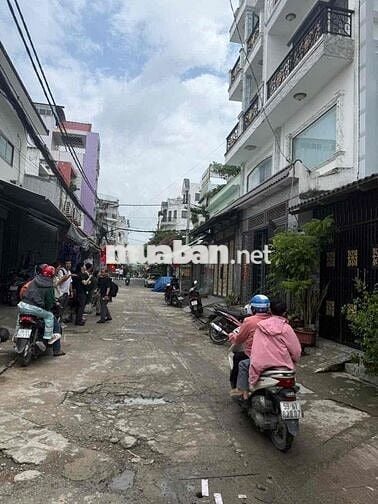 nhà thuê 2d kdc nam hùng vương an lạc bình Tân DT72m giá 9tr