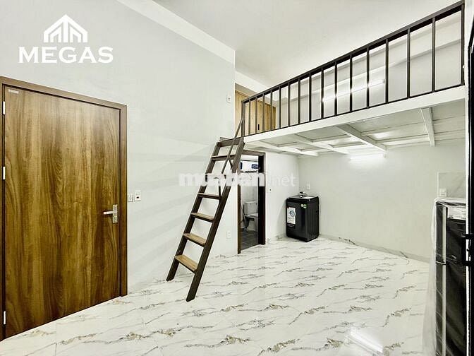 CHO THUÊ CĂN HỘ DUPLEX BAN CÔNG THOÁNG NẰM NGAY CÔNG VIÊN CẦU GIẤY