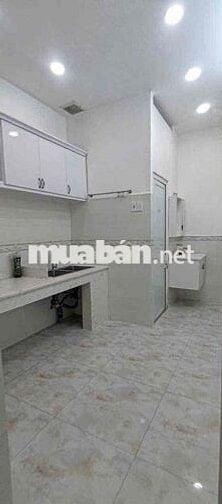 CHO THUÊ NHÀ NGUYÊN CĂN NGUYỄN THỊ TẦN -NGAY TRUNG TÂM