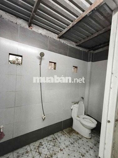 Nhà C4 diện tích rộng 5 dài 20
