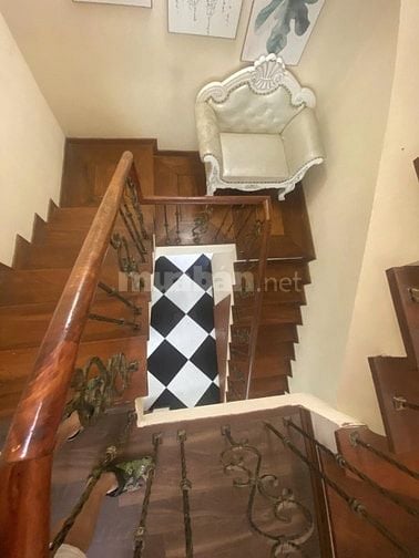Cho thuê nhà trung yên 43m x5T ô tô đỗ cửa