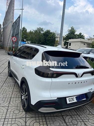 VinFast VFe34 đăng ký 2023 - 90000 km