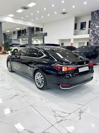 Bán Lexus ES250 sản xuất 2020, xe cực đẹp , giá tốt.