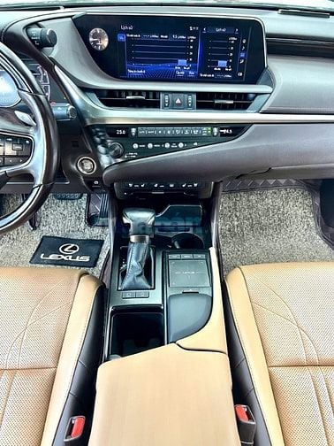 Bán Lexus ES250 sản xuất 2020, xe cực đẹp , giá tốt.