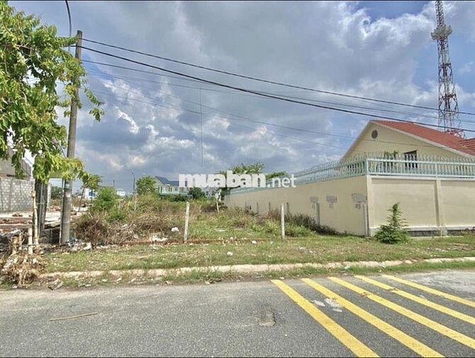 TT CỦ CHI 200M2/810TR MT ĐƯỜNG LƯU KHAI HỒNG , FULL THỔ , SHR