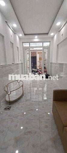 CHO THUÊ NHÀ NGUYÊN CĂN NGUYỄN THỊ TẦN -NGAY TRUNG TÂM