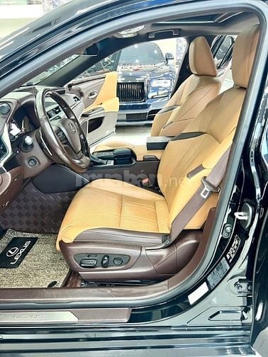 Bán Lexus ES250 sản xuất 2020, xe cực đẹp , giá tốt.