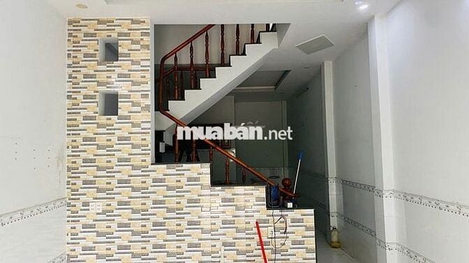 "Chỉ 5.5 Triệu - Nhà Mới Xây 3 Tầng, Đối Diện Trường Học, Vĩnh Lộc A"