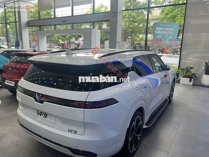 VinFast VF9 Plus 2025