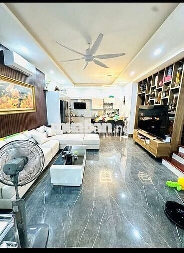 Tôi cần bán nhà Trung Liệt cách 1 nhà ra mặt phố, 3tầng mặt ngõ ô tô
