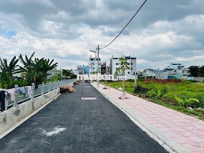 ĐẤT NỀN THỔ CƯ GIÁ TỐT TX 25, Q.12 ĐƯỜNG NHỰA 8M, ÔTÔ RA VÀO THOẢI MÁI