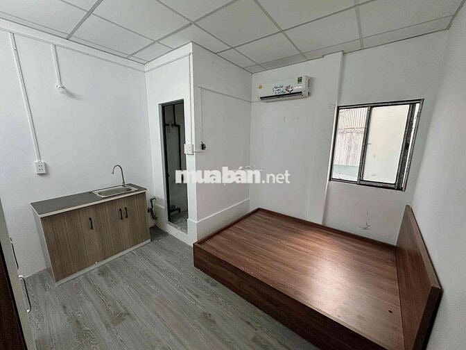studio full nt cửa sổ lầu 1 giá 3tr8 bờ kè hoàng sa