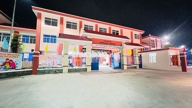 "Chỉ 5.5 Triệu - Nhà Mới Xây 3 Tầng, Đối Diện Trường Học, Vĩnh Lộc A"