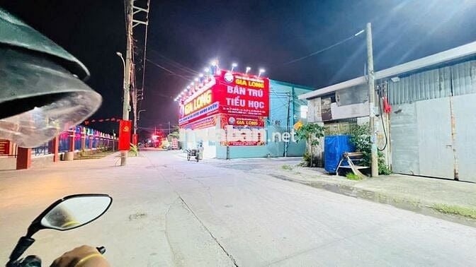 "Chỉ 5.5 Triệu - Nhà Mới Xây 3 Tầng, Đối Diện Trường Học, Vĩnh Lộc A"