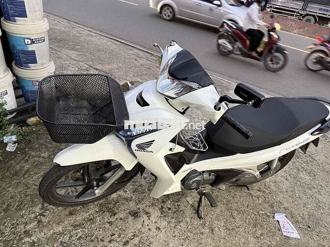 Xe đời 2022 còn rất mới đã chạy 30.000km