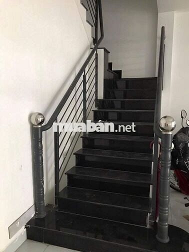 Phòng khép kín gần ĐH Ngân Hàng, SPKT mới sạch đẹp