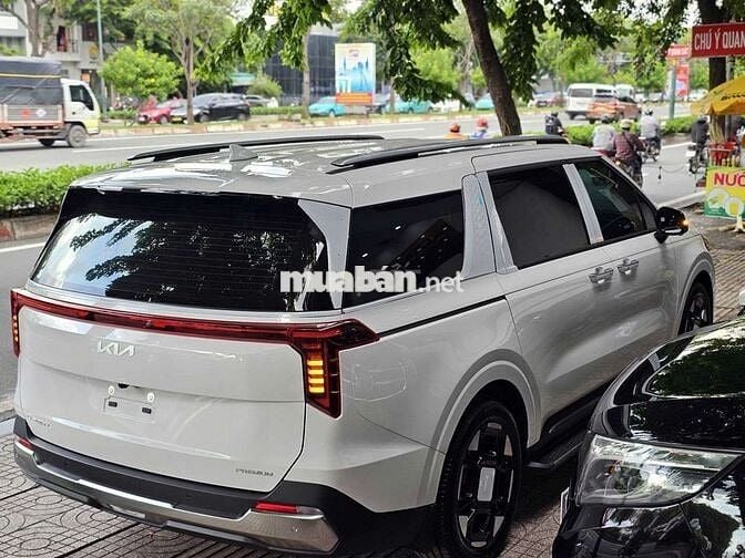 KIA CARNIVAL ALL NEW PREMIUMSX 2025 CHƯA LĂN BÁNH