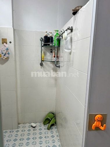 Cho thuê Căn Hộ phường 25, Bình Thạnh, có sân nhỏ, đủ tiện nghi