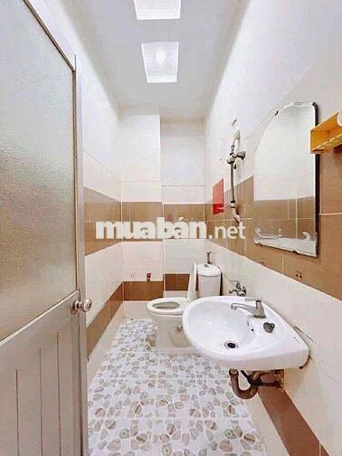Tìm b ở ghép trong nhà nguyên căn