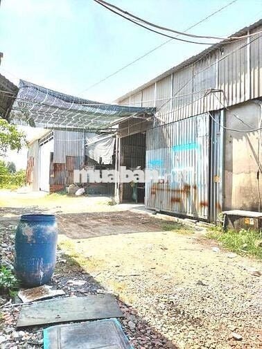 XƯỞNG VÀ NHÀ 350m2 - Xtt - Hóc Môn.