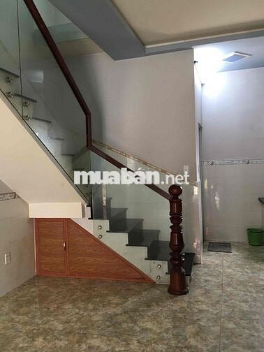 nhà trệt lầu 2 pn hẻm xe ba gác