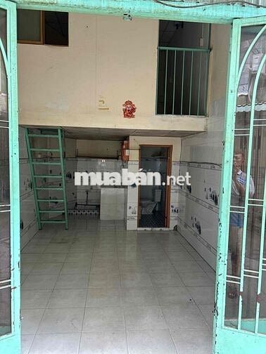 Phòng trọ(ở kết hợp kinh doanh),mặt tiền hẽm 4m,đường Nguyễn Văn Quỳ,Q