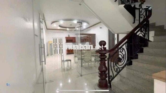 🍀Cho thuê nhà MT đường số 32 tên lửa. BTân