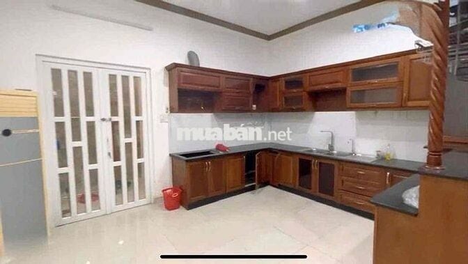 🍀Cho thuê nhà MT đường số 32 tên lửa. BTân