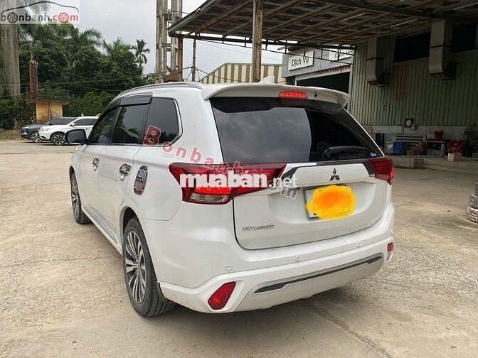Mitsubishi Outlander Premium 2.0 CVT 2022
