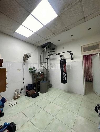 BÁN NHÀ HXH ĐINH BỘ LĨNH GIÁ NGỘP 1 TRỆT 1 LẦU ST 