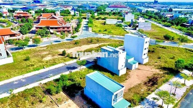 CHÍNH CHỦ BÁN MẶT TIỀN 105m2 ĐƯỜNG NHỰA KDC TÂN ĐÔ, SỔ HỒNG RIÊNG