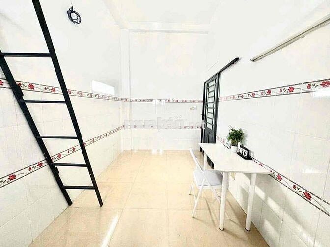 PHÒNG TRỌ SINH VIEN GÁC CAO GIÁ RẺ  GẦN DH VĂN HIẾN CÔNG THƯƠNG