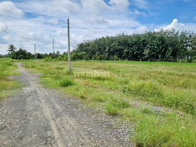 180m2 thổ cư. 12m mặt tiền ngay kế bên KCN Phước Đông. 440tr 