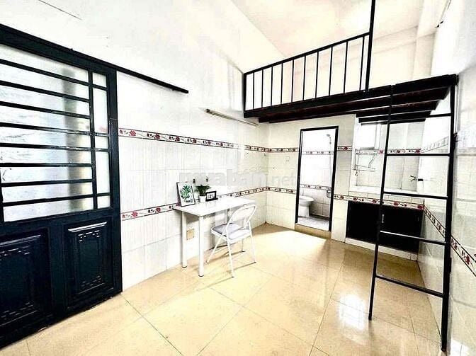 PHÒNG TRỌ SINH VIEN GÁC CAO GIÁ RẺ  GẦN DH VĂN HIẾN CÔNG THƯƠNG