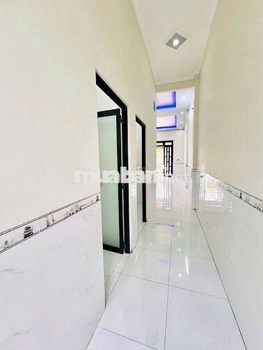 Bán căn nhà cấp 4 ở sau BV đa khoa Xuyên Á , Củ Chi 73m3 SHR giá 679tr