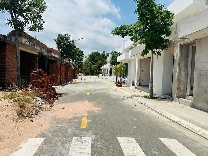 BÁN LÔ ĐẤT BIỆT THỰ 133M2 GIÁ 1,39TY