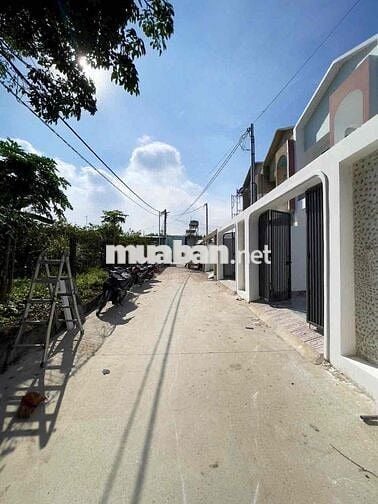Cần bán gấp nhà 1 trệt 1 lầu sát HL15 phường Tân Triều