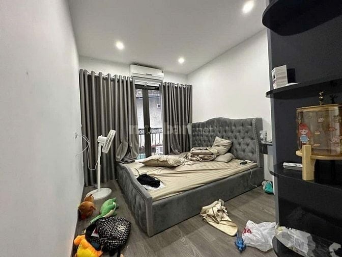 Chủ cần bán gấp nhà Phương Mai – Đường Giải Phóng, nhà 44 m2, 6 tầng n
