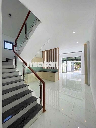 Cần bán gấp nhà 1 trệt 1 lầu sát HL15 phường Tân Triều